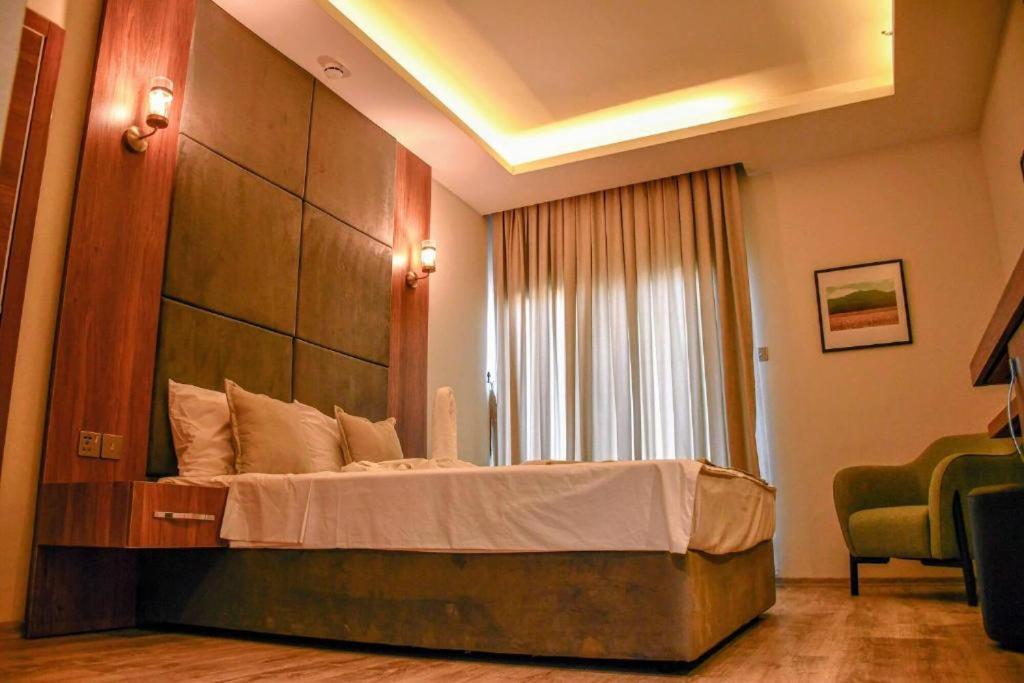 Mimoza Beachfront Hotel & Restaurant Gazimağusa Dış mekan fotoğraf