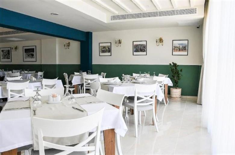 Mimoza Beachfront Hotel & Restaurant Gazimağusa Dış mekan fotoğraf