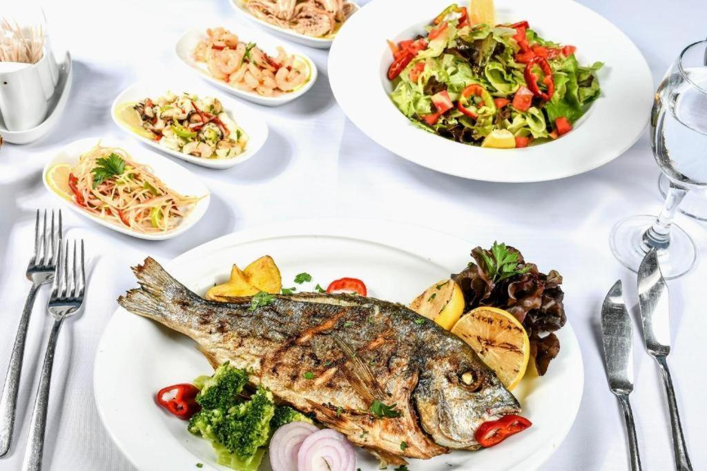 Mimoza Beachfront Hotel & Restaurant Gazimağusa Dış mekan fotoğraf
