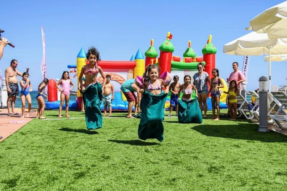 Mimoza Beachfront Hotel & Restaurant Gazimağusa Dış mekan fotoğraf